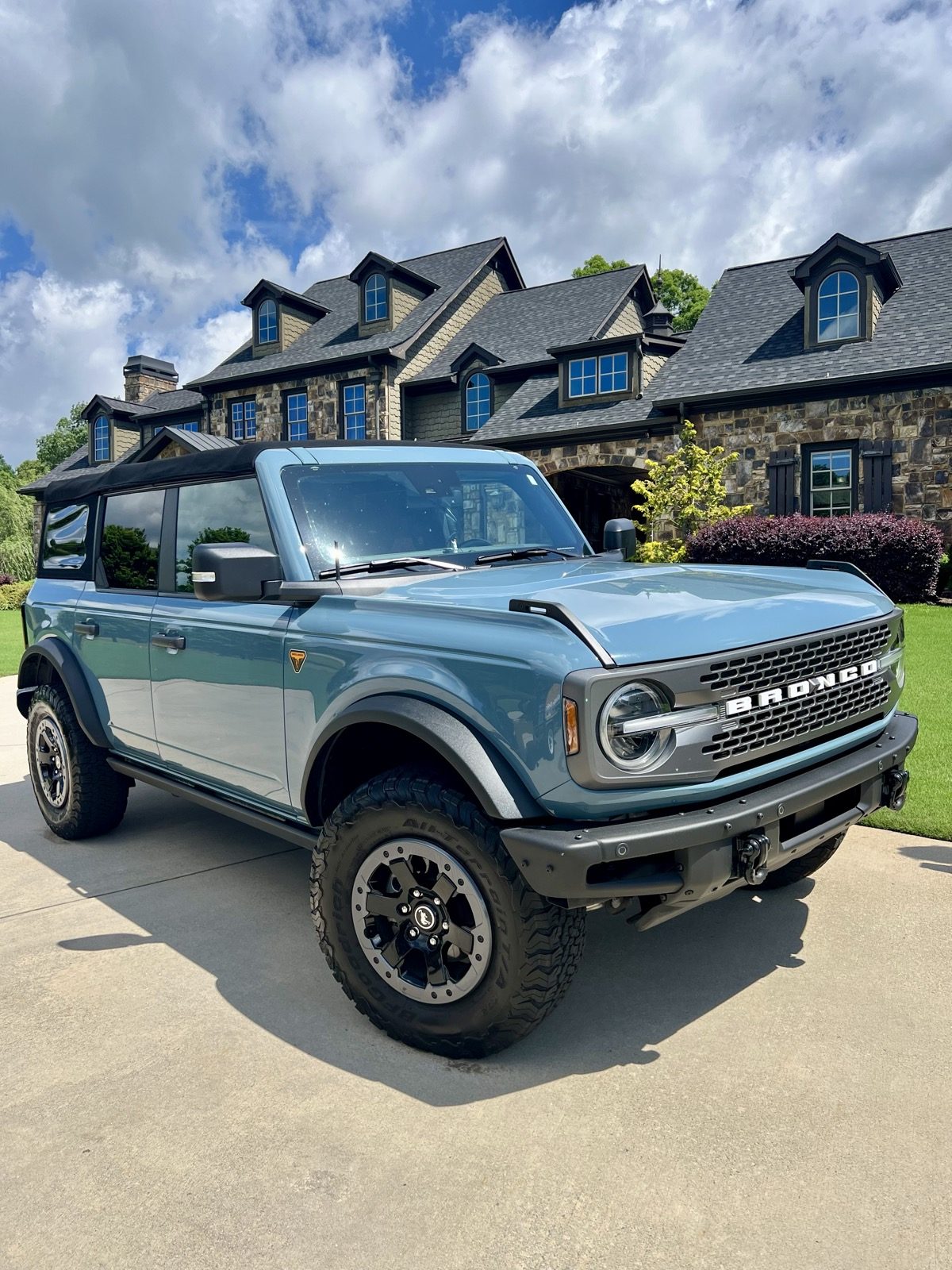 Ceramic coated vehicle with deep gloss finish by Zane's Detailing